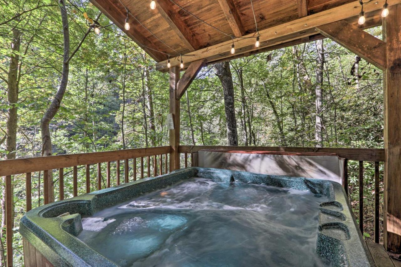 Cabin With Hot Tub And Deck, 3 Mi To Pigeon Forge 세비어빌 외부 사진