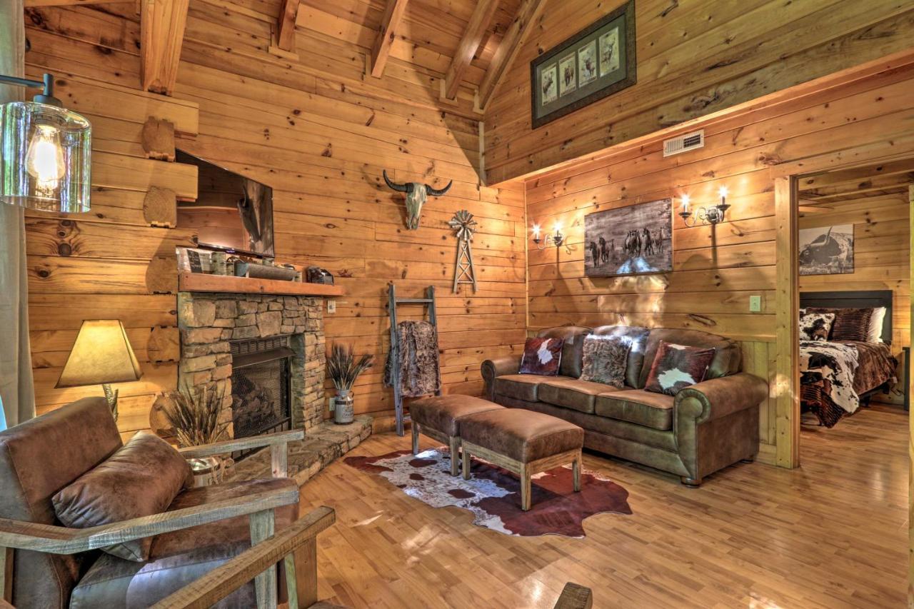 Cabin With Hot Tub And Deck, 3 Mi To Pigeon Forge 세비어빌 외부 사진